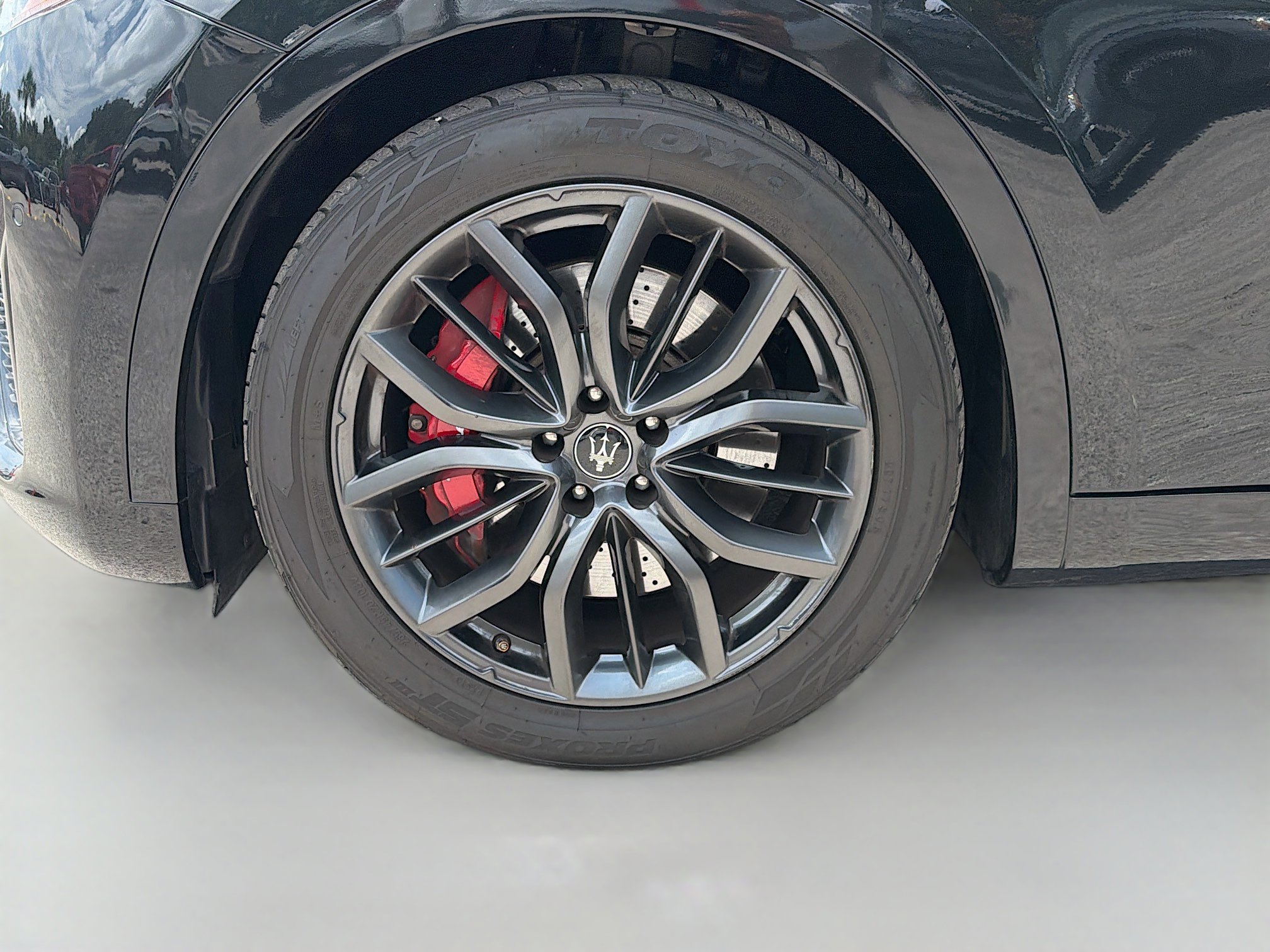 Used 2022 Maserati Levante Modena AWD/4WD image 42