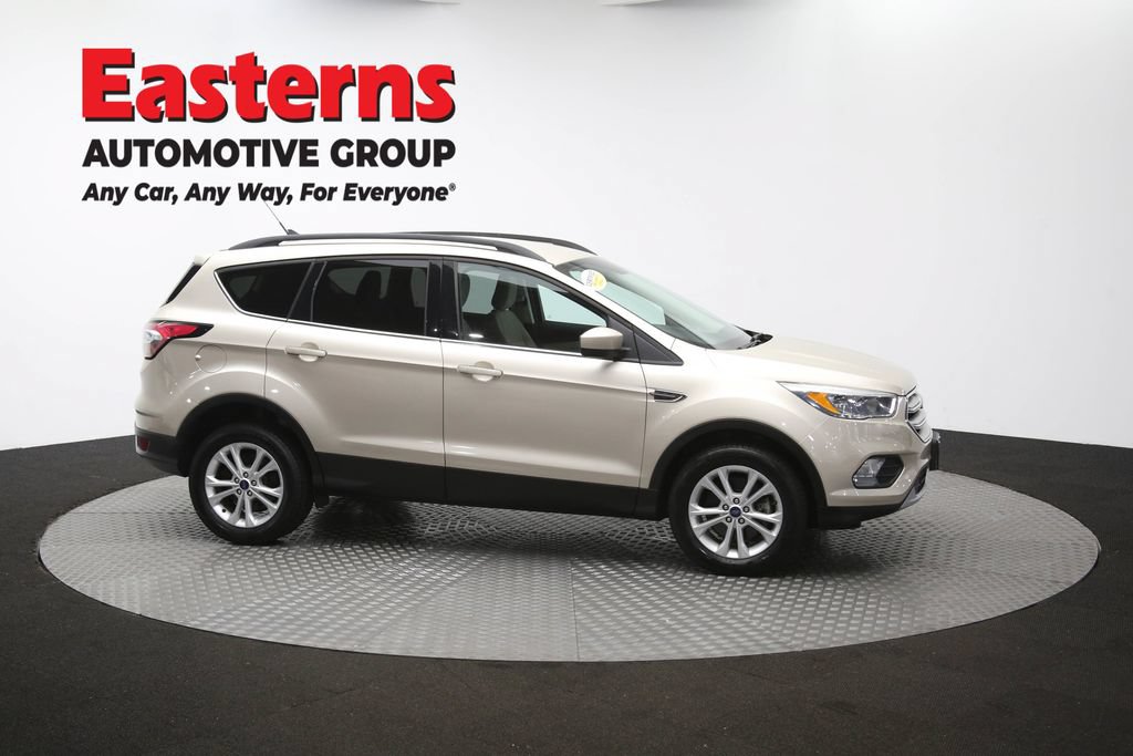 Used 2018 Ford Escape SE w/ SE Sync 3 Package AWD/4WD image 46