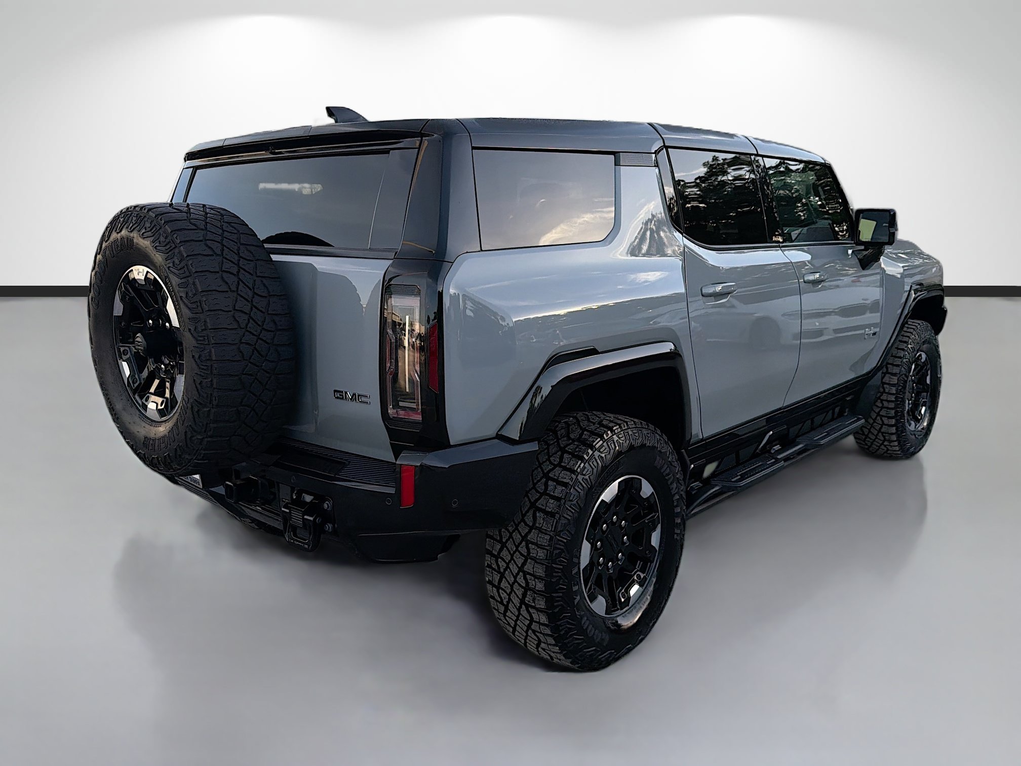 Used 2025 GMC Hummer EV 3X w/ Extreme Off-Road Package AWD/4WD image 5