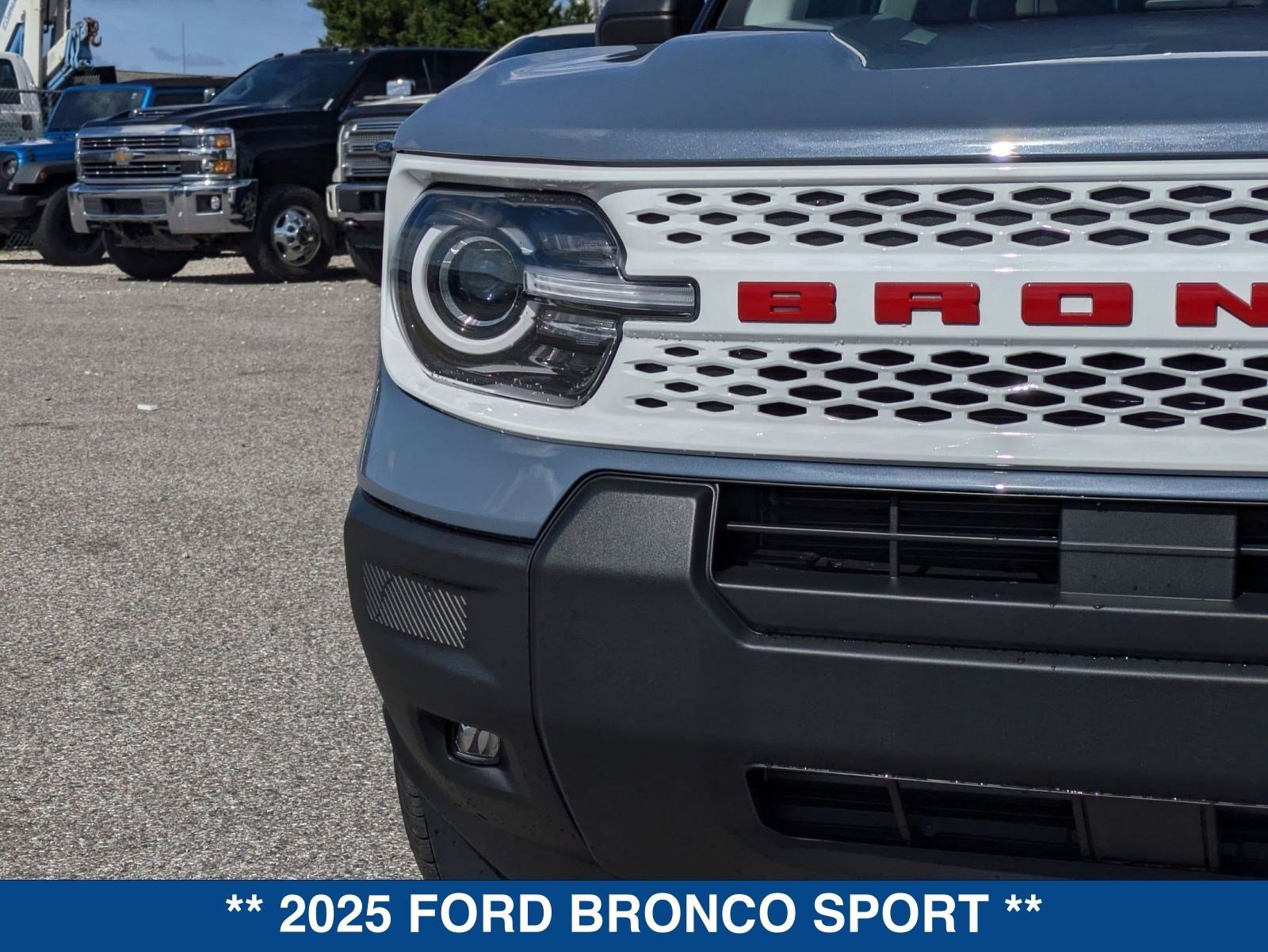 New 2025 Ford Bronco Sport Heritage w/ Convenience Package image 10