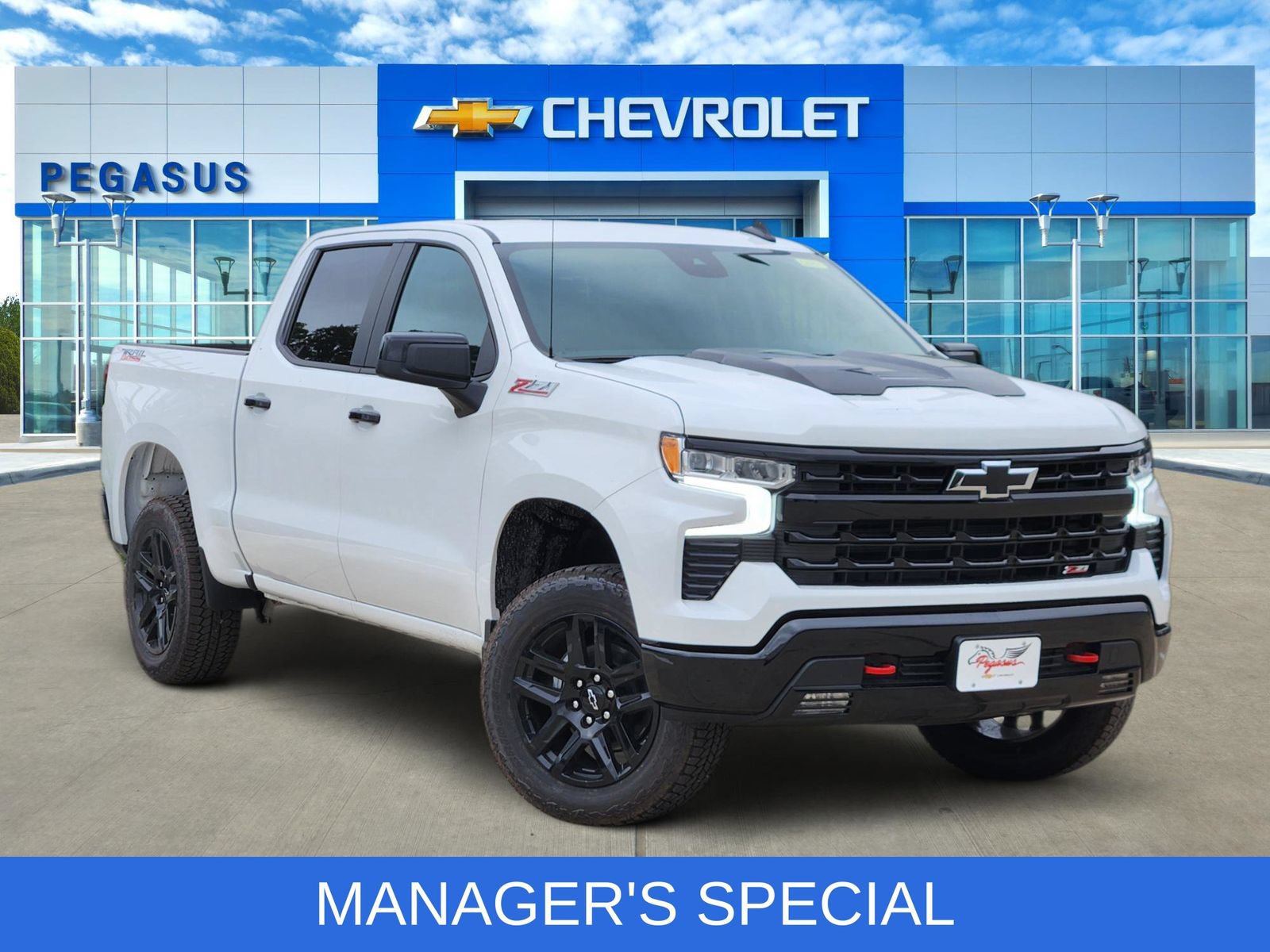 New 2026 Chevrolet Silverado 1500 LT Trail Boss w/ Convenience Package II