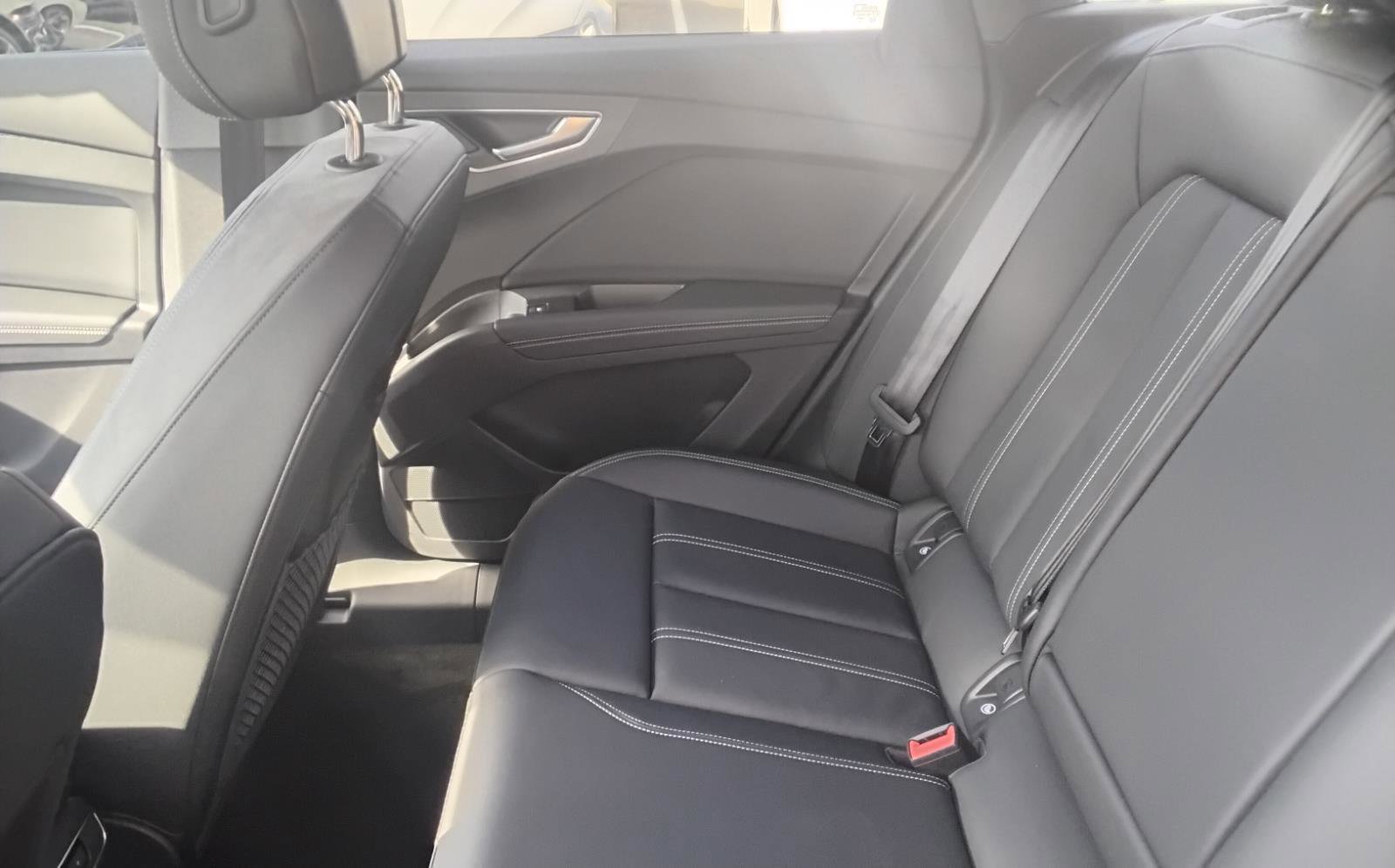 Certified 2025 Audi Q4 e-tron Premium w/ Convenience Package image 21