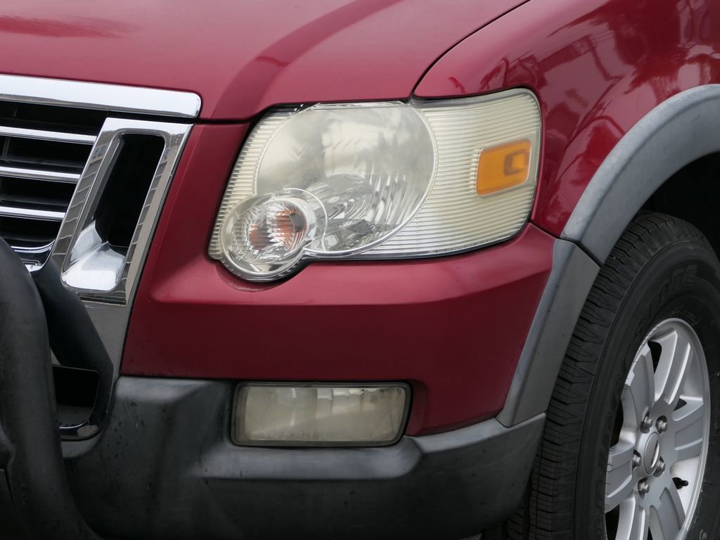 Used 2010 Ford Explorer Sport Trac XLT image 12