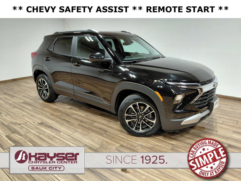 Used 2025 Chevrolet TrailBlazer LT FWD image 1