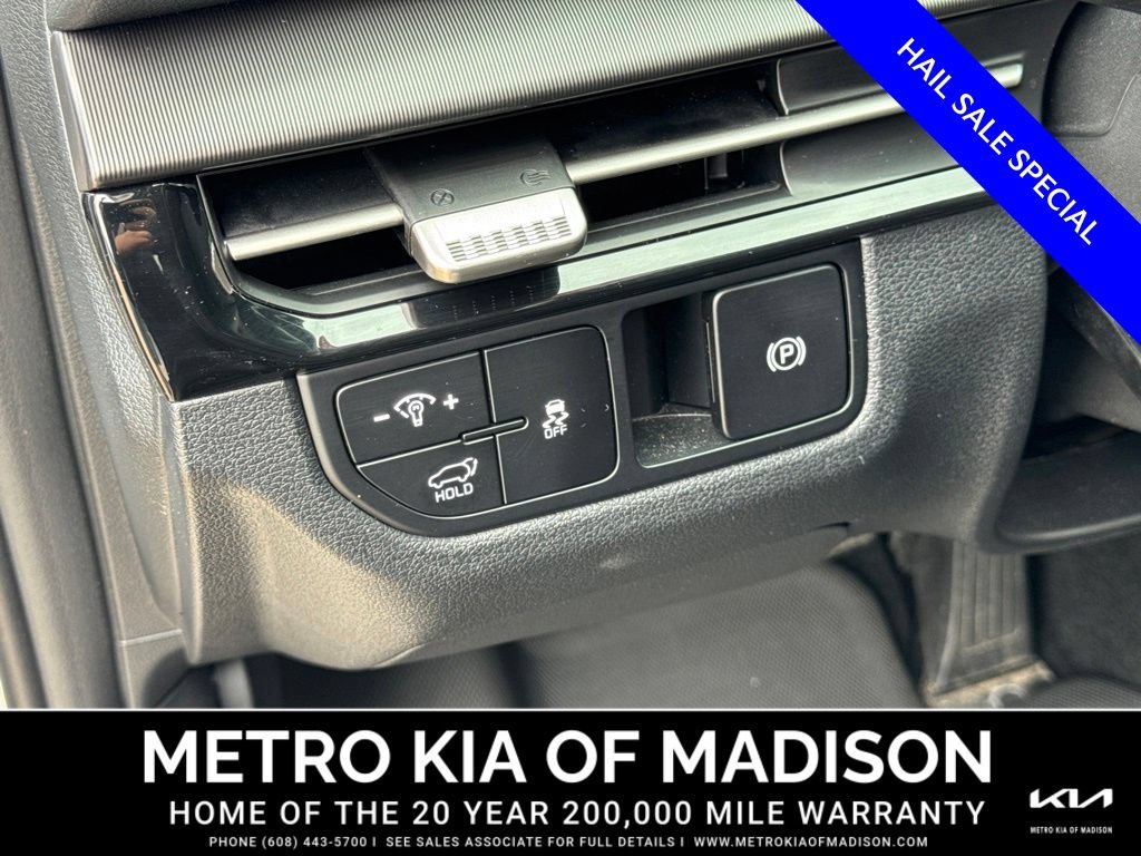 Used 2026 Kia Sportage SX FWD image 11