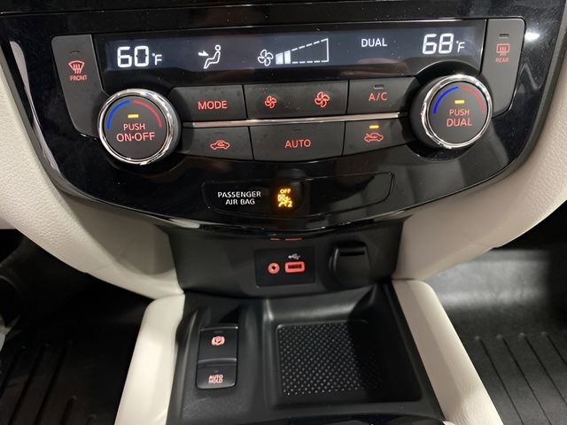 Certified 2022 Nissan Rogue Sport SL AWD/4WD image 19