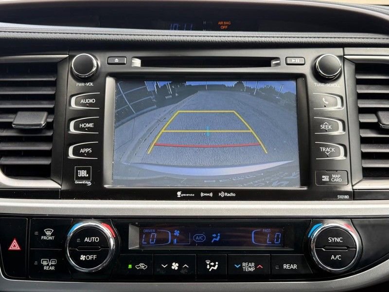 Used 2017 Toyota Highlander Limited w/ Carpet Mat Package AWD/4WD image 20