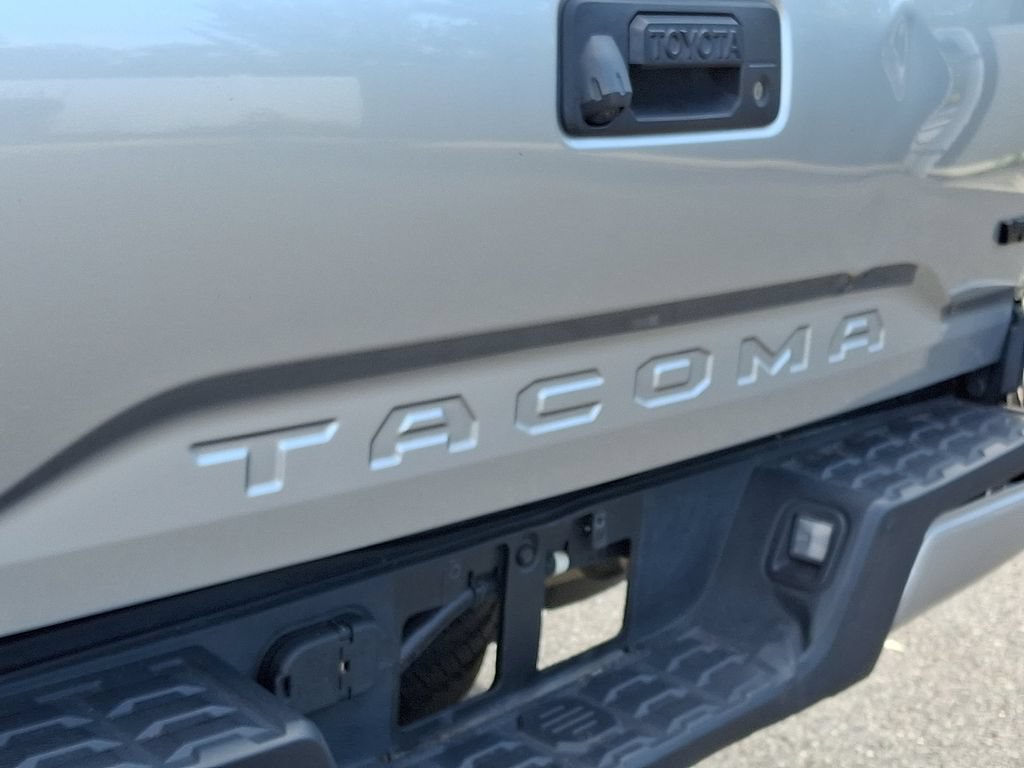 Certified 2022 Toyota Tacoma TRD Sport AWD/4WD image 29