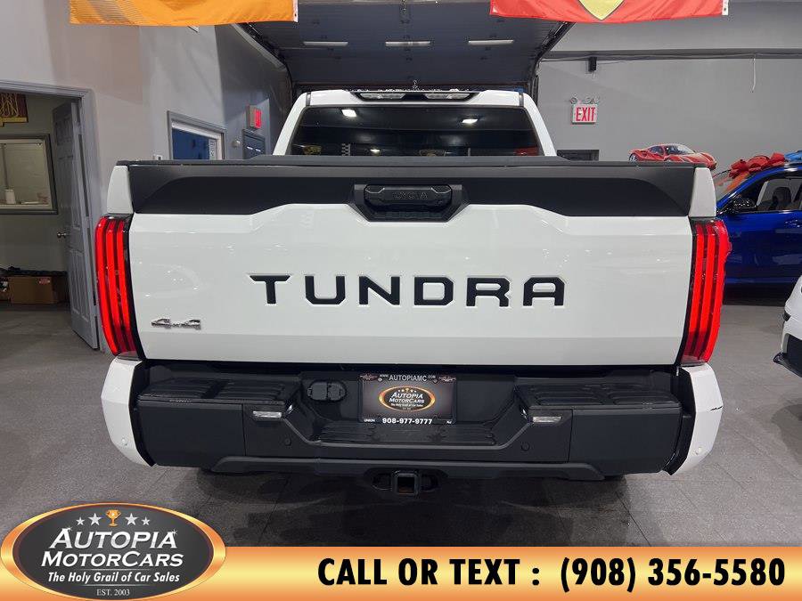 Used 2022 Toyota Tundra SR5 w/ SR5 Convenience Package AWD/4WD image 36