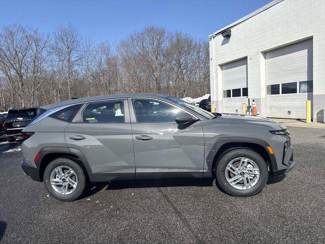 New 2026 Hyundai Tucson SE video 2