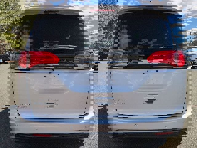 New 2026 Chrysler Voyager LX image 14