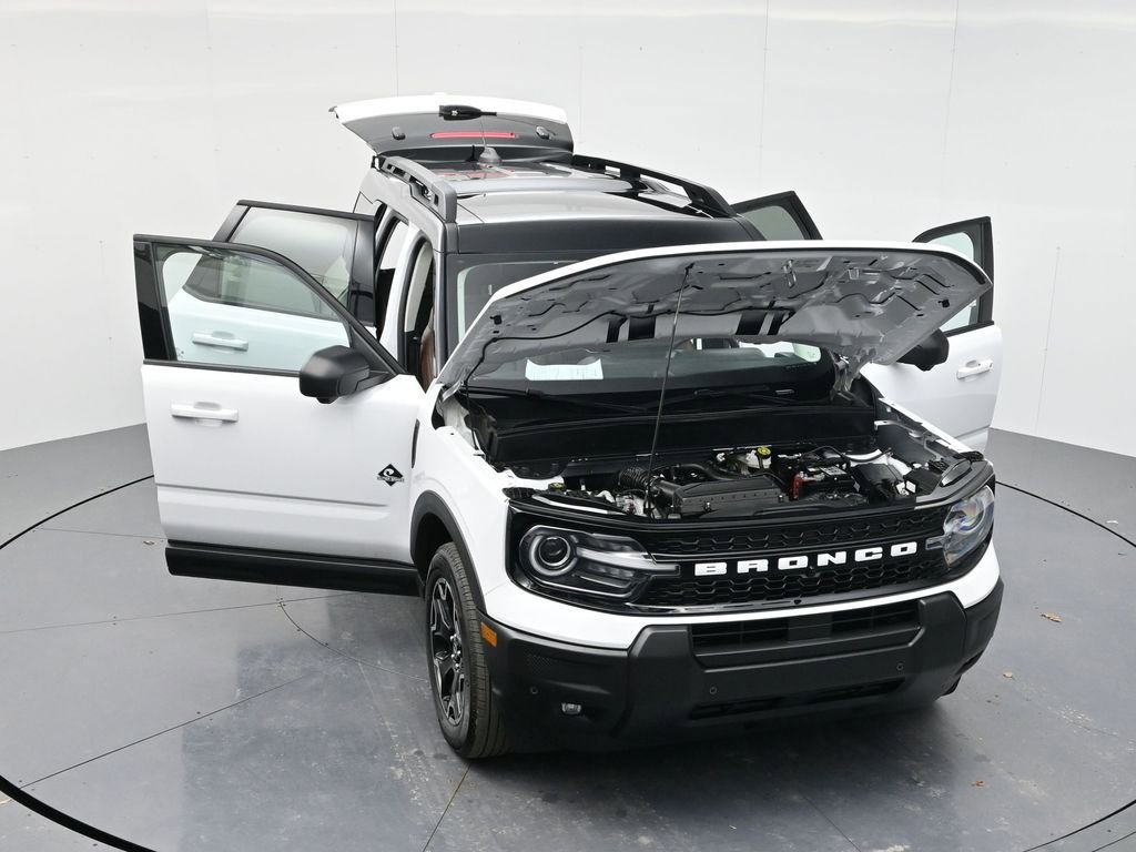 Used 2025 Ford Bronco Sport Outer Banks w/ Outer Banks Tech Package+ image 52