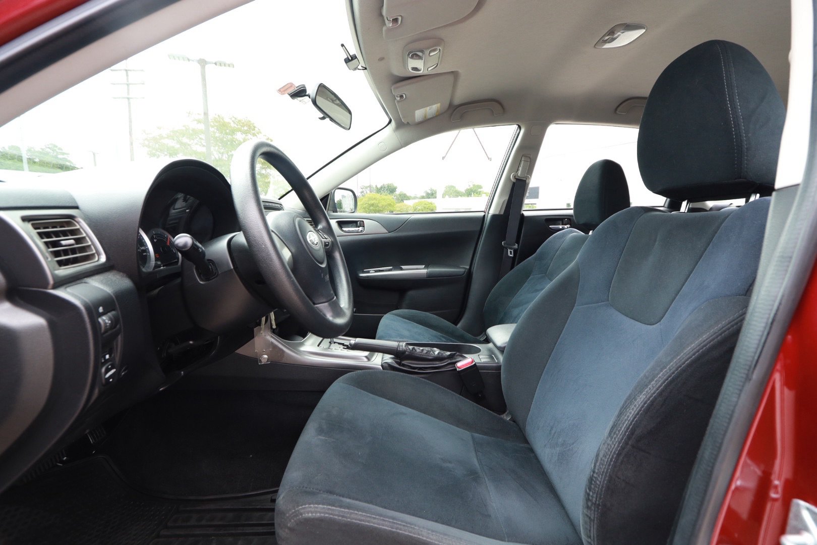 Used 2011 Subaru Impreza 2.5i AWD/4WD image 17