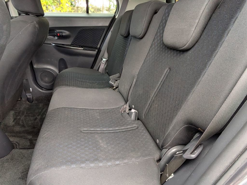 Used 2010 Scion xD image 25