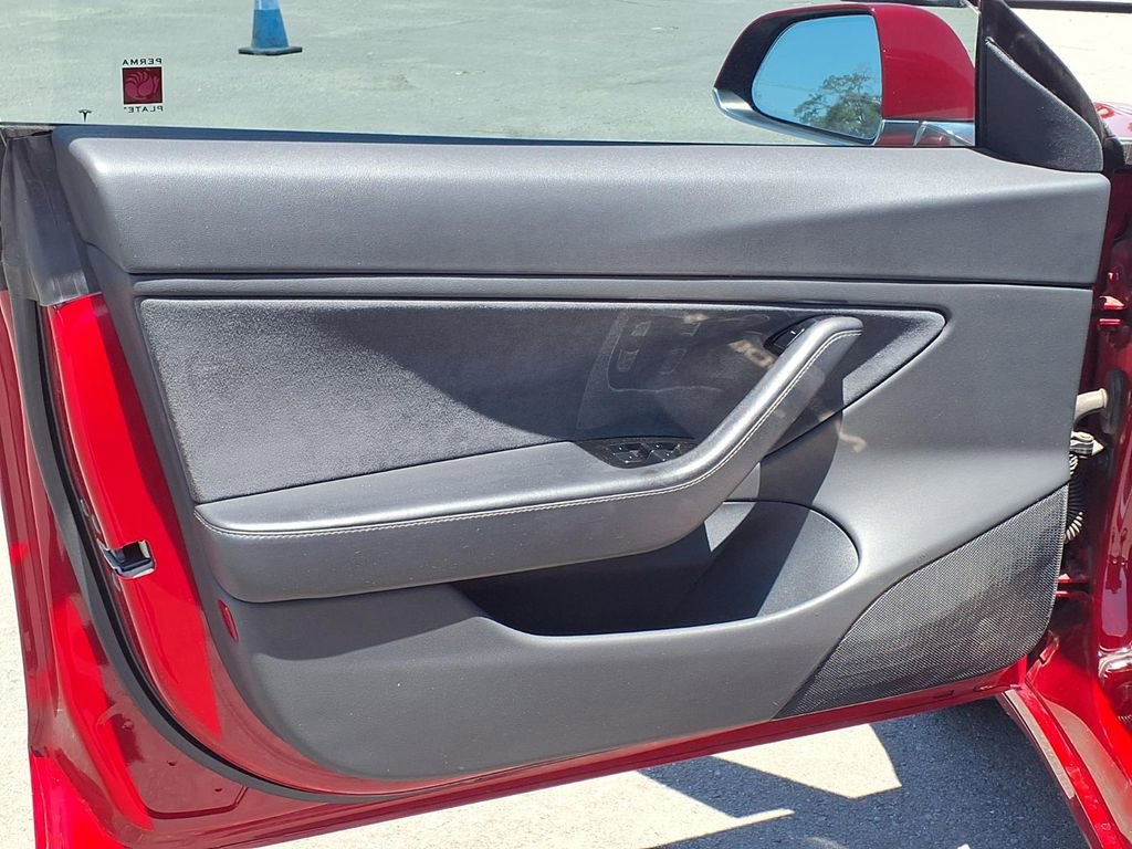 Used 2018 Tesla Model 3 Long Range RWD image 29