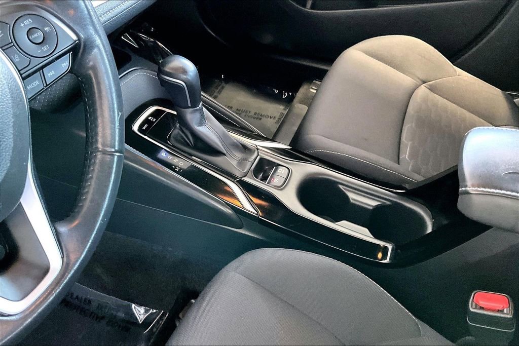 Used 2019 Toyota Corolla SE w/ Carpet Mat Package FWD image 18