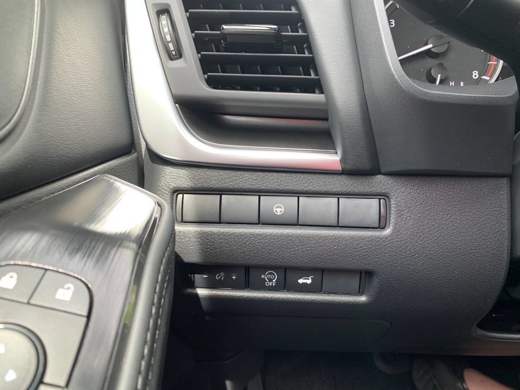 New 2026 Nissan Rogue Dark Armor FWD image 17