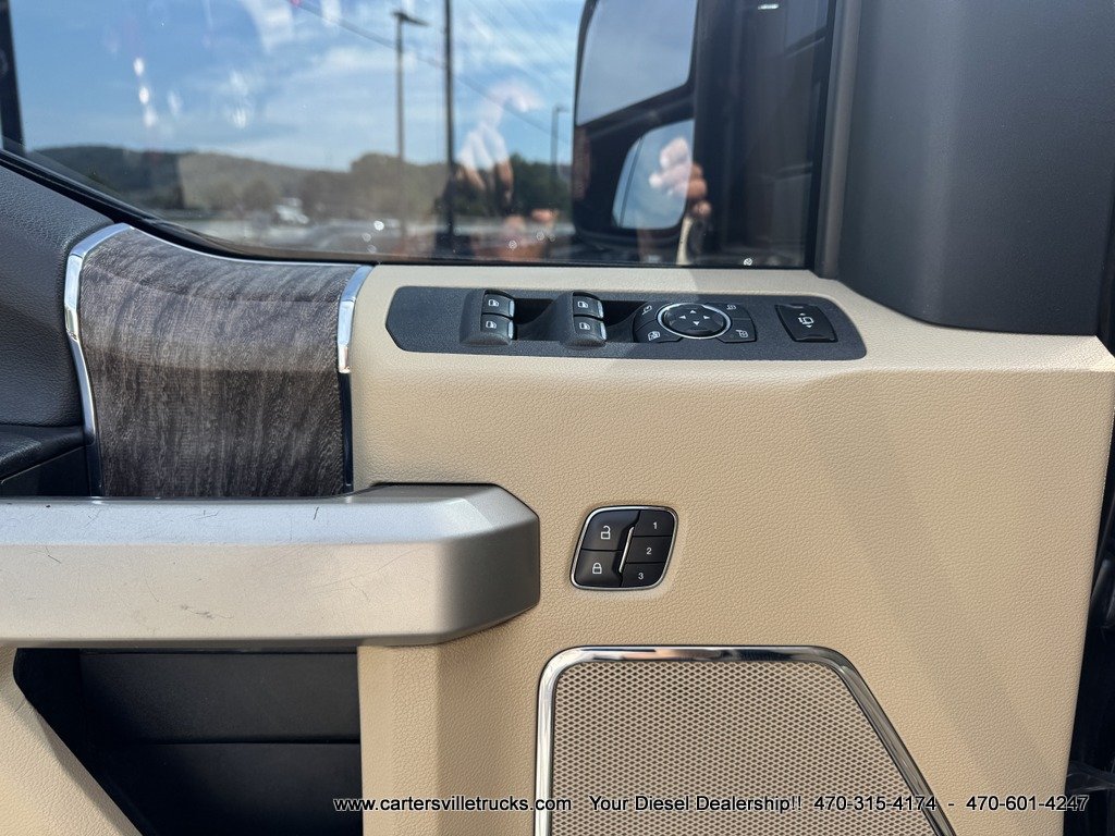 Used 2017 Ford F250 Lariat w/ Lariat Value Package AWD/4WD image 13