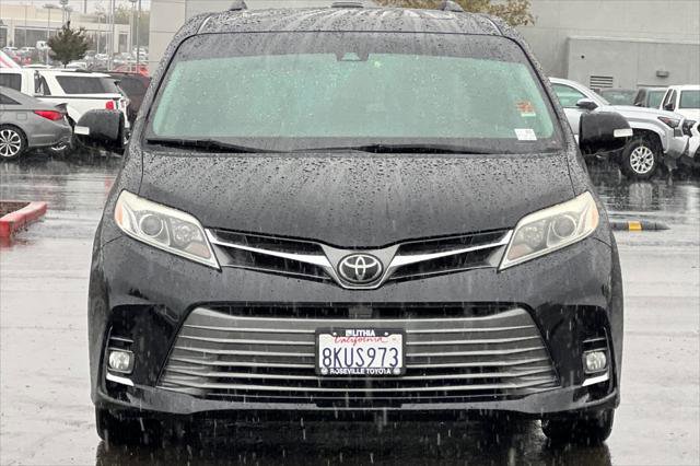 Certified 2019 Toyota Sienna Limited image 10