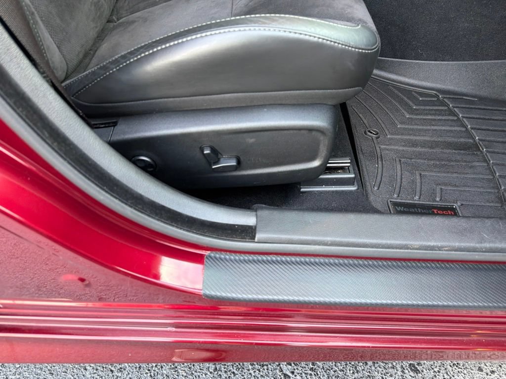 Used 2019 Dodge Charger R/T w/ Plus Group RWD image 30