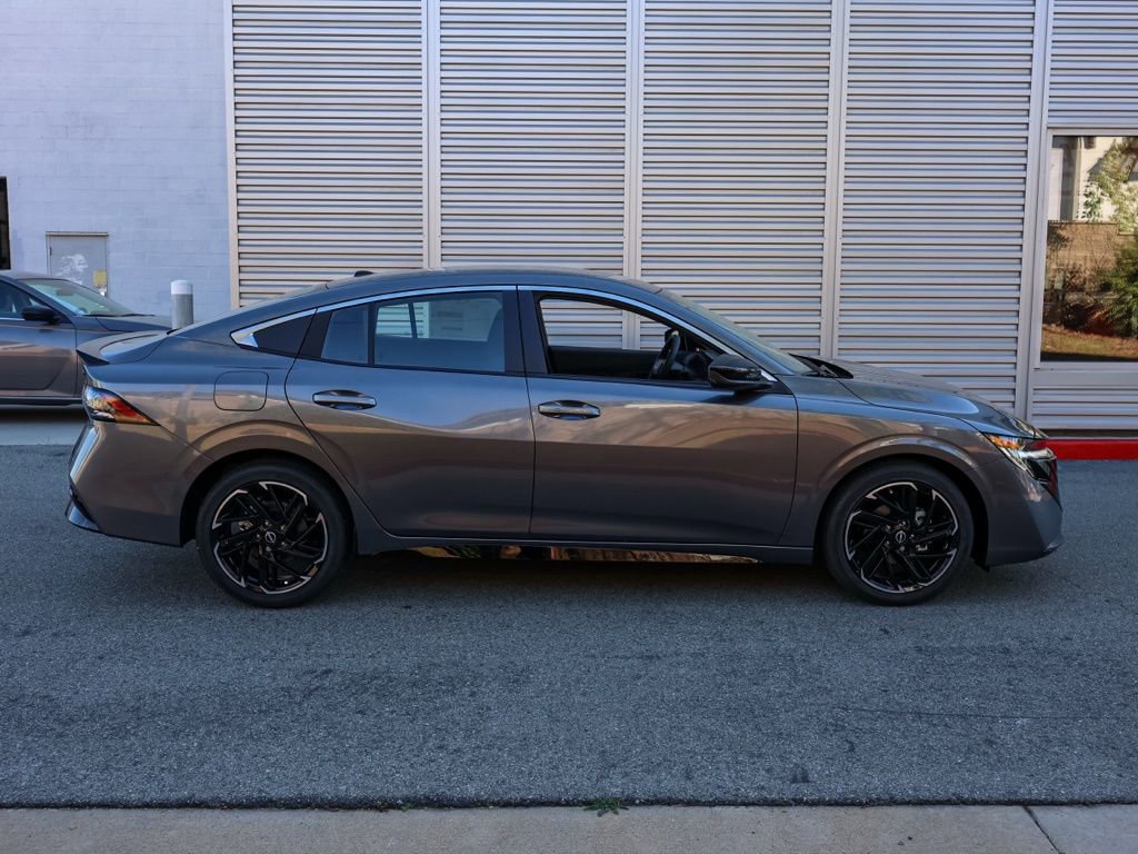 New 2026 Nissan Sentra SR image 3