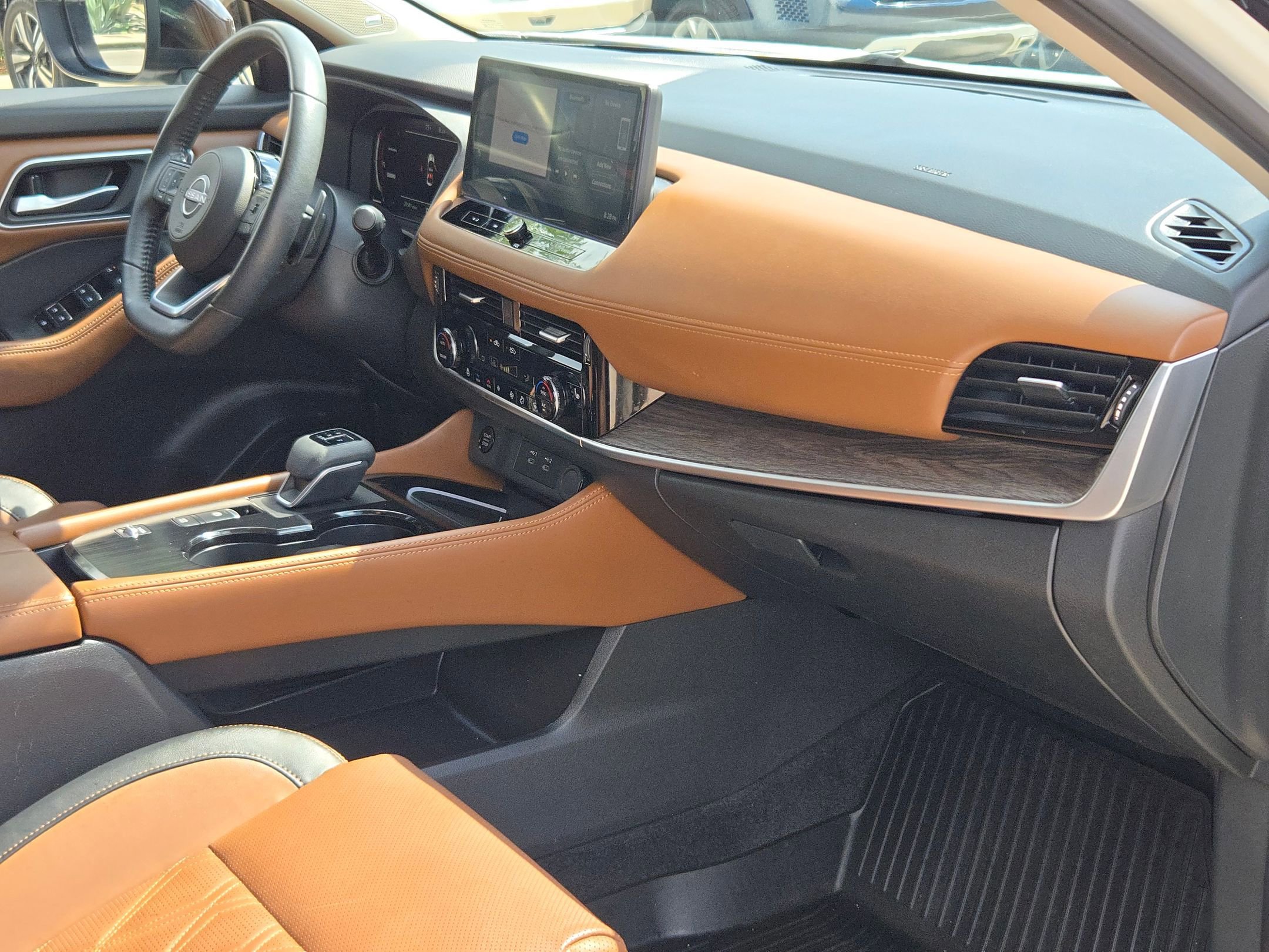 Certified 2024 Nissan Rogue Platinum w/ Platinum Premium Package image 31