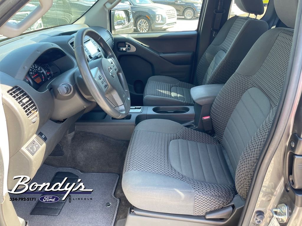 Used 2017 Nissan Frontier SV image 10
