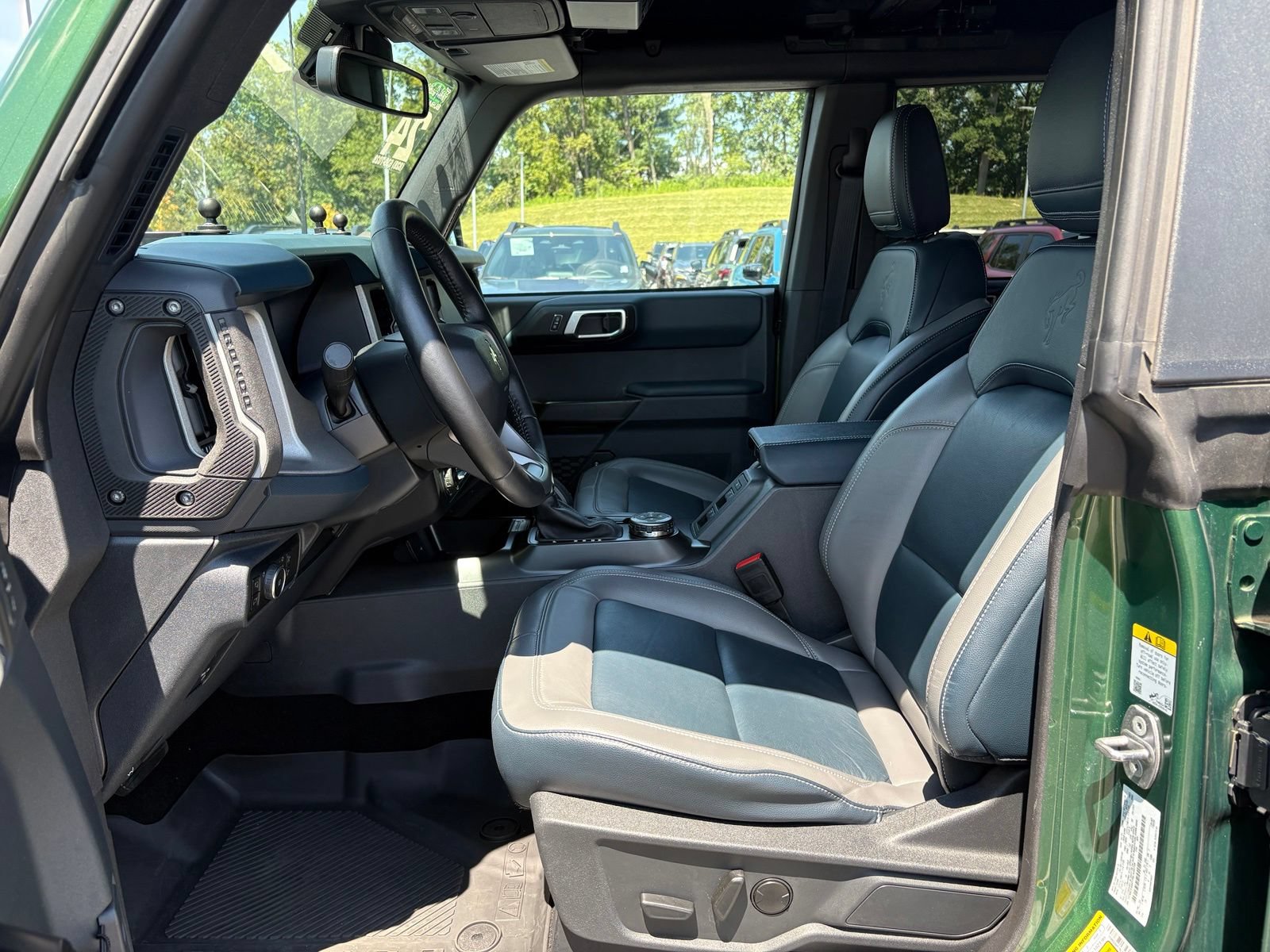 Used 2024 Ford Bronco Outer Banks w/ Sasquatch Package AWD/4WD image 28