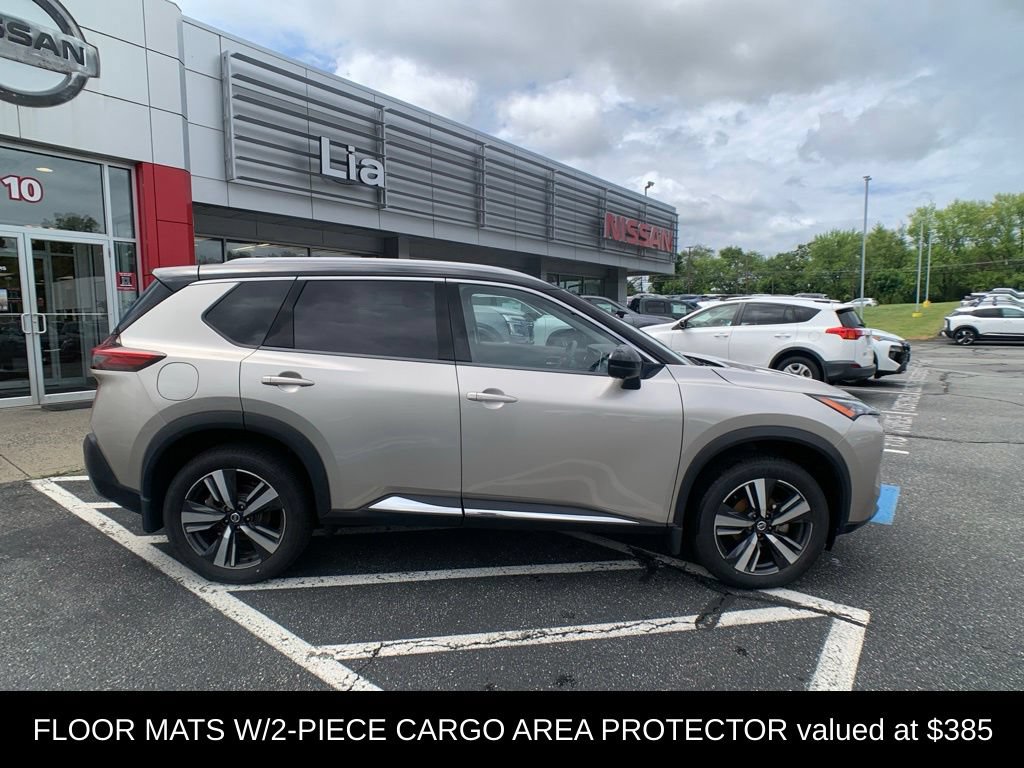 Used 2021 Nissan Rogue SL AWD/4WD image 2