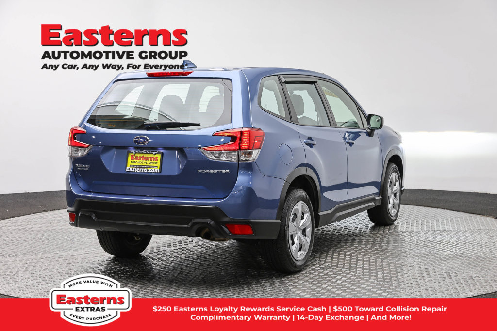 Used 2023 Subaru Forester AWD/4WD image 6