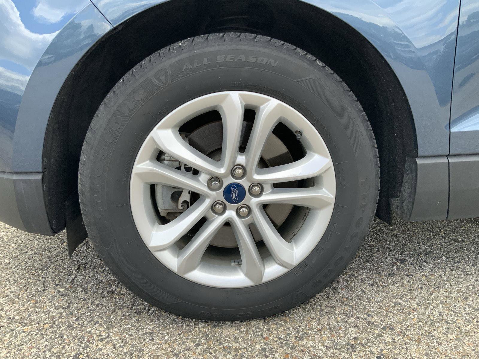 Used 2019 Ford Edge SEL w/ Equipment Group 201A AWD/4WD image 18