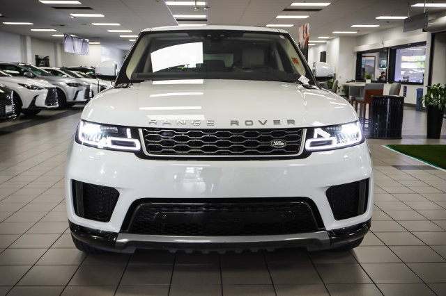 Used 2018 Land Rover Range Rover Sport HSE AWD/4WD image 4