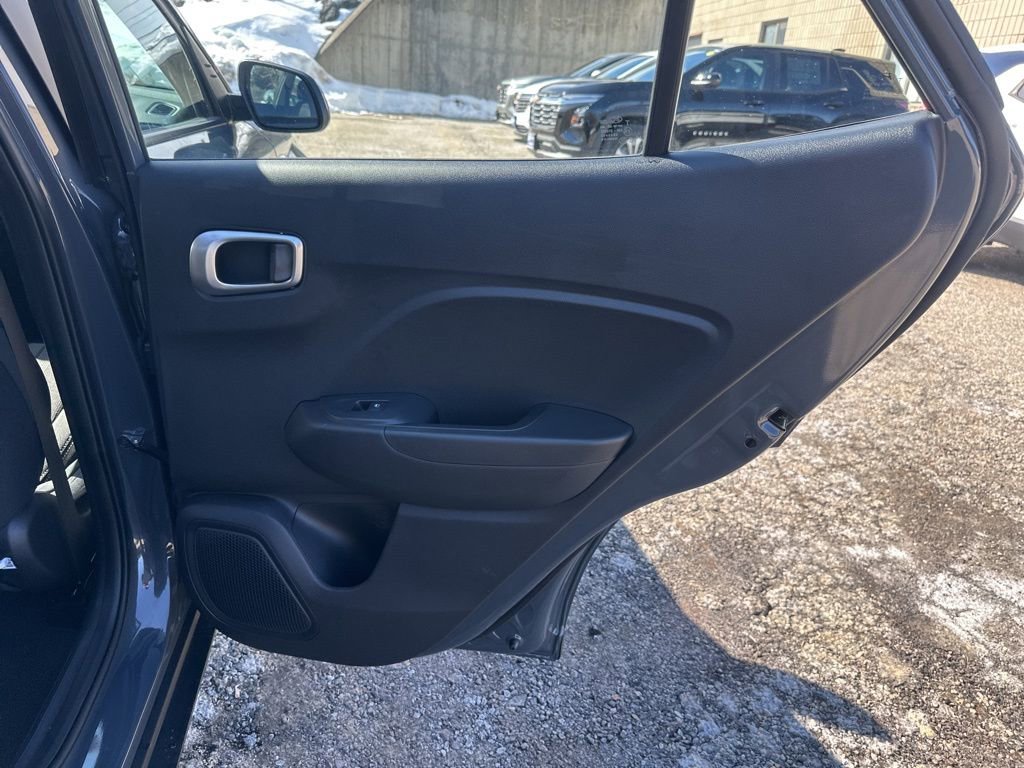 Used 2026 Hyundai Venue SEL image 21