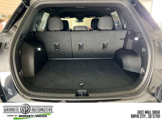 Used 2026 GMC Terrain Elevation AWD/4WD image 24