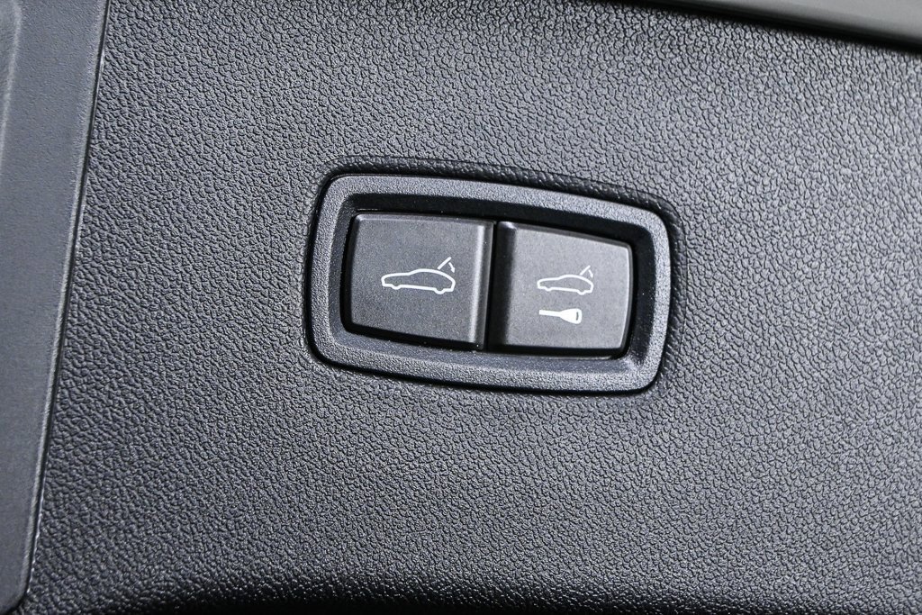 New 2026 Porsche Cayenne GTS image 41