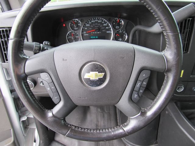 Used 2021 Chevrolet Express 3500 w/ Power Convenience Package RWD image 21