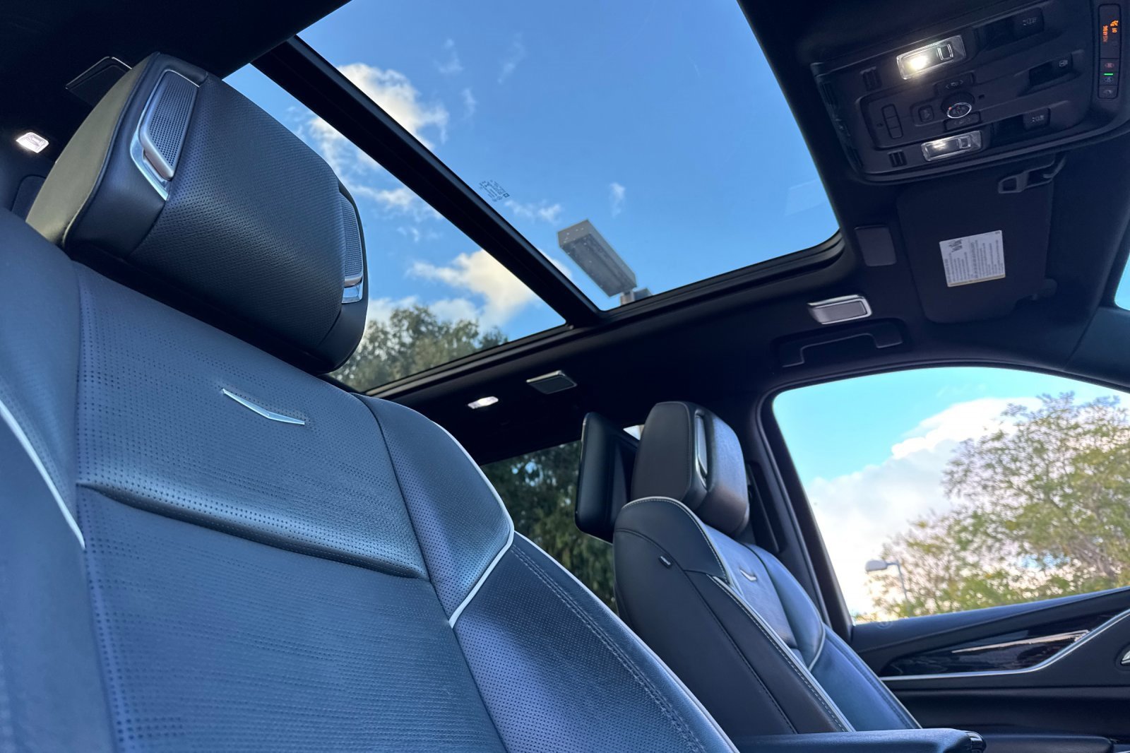 Used 2021 Cadillac Escalade ESV Sport w/ Driver Assist Tech Package image 16