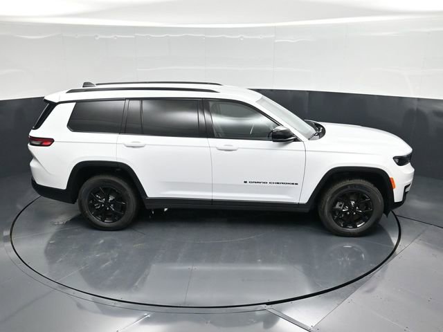 New 2025 Jeep Grand Cherokee L Laredo image 50