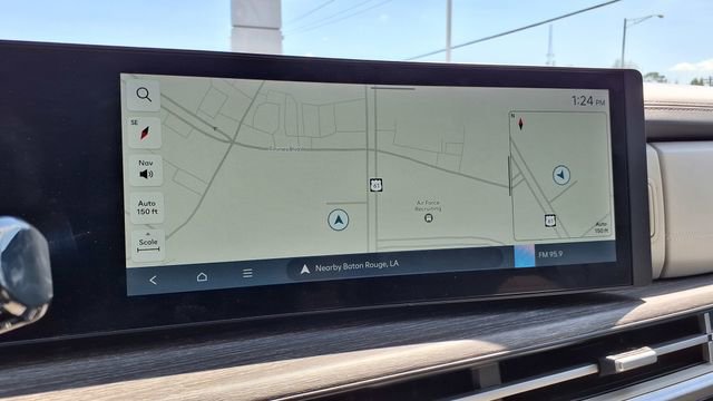 Used 2025 Hyundai Santa Fe Calligraphy w/ Tow & Go Package image 29