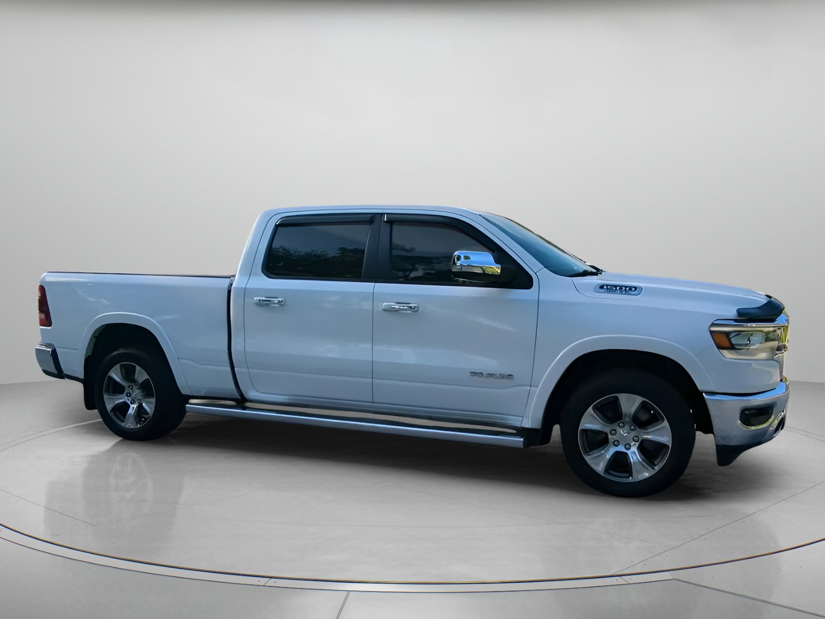Used 2019 RAM 1500 Laramie AWD/4WD image 35