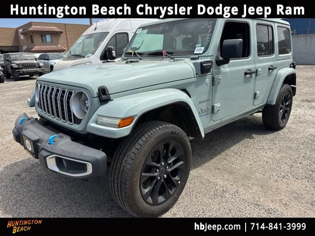 Used 2024 Jeep Wrangler Unlimited Sahara AWD/4WD video 1
