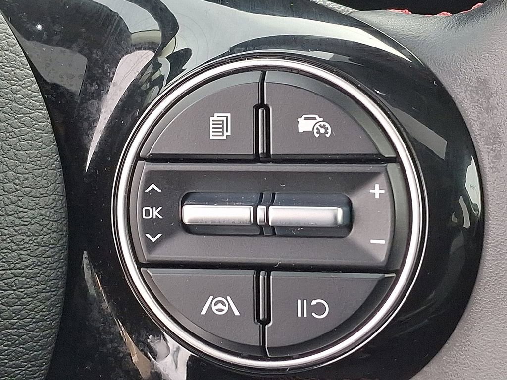 Used 2023 Kia Soul GT-Line image 24