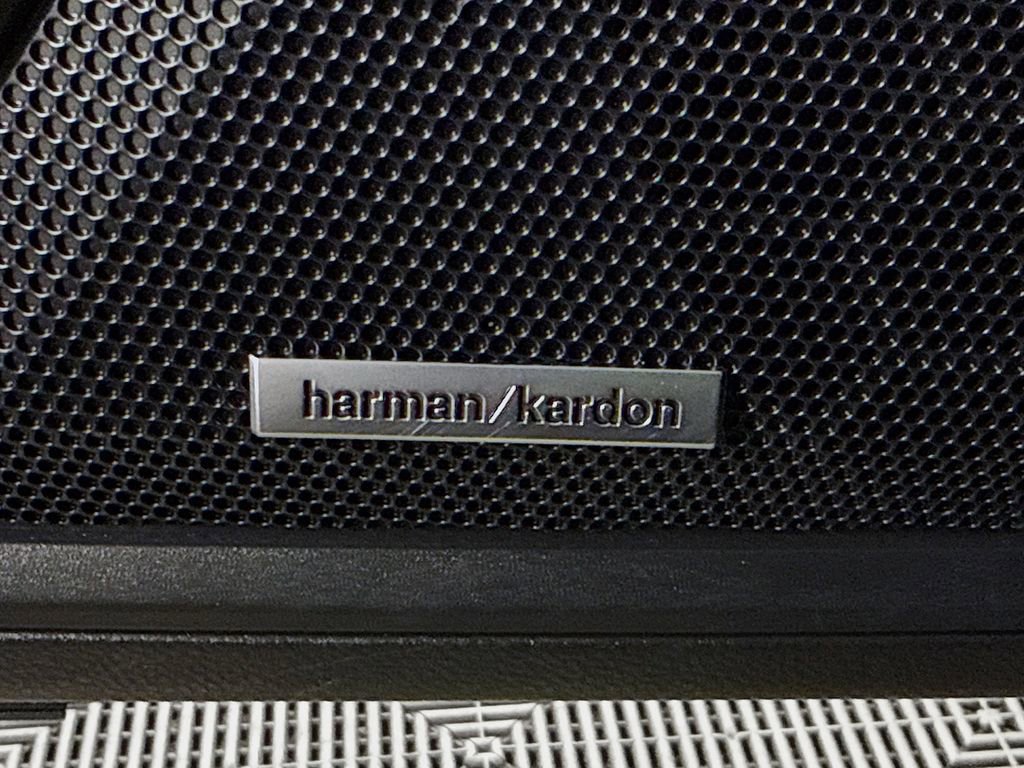 Used 2022 Subaru Outback Limited image 13