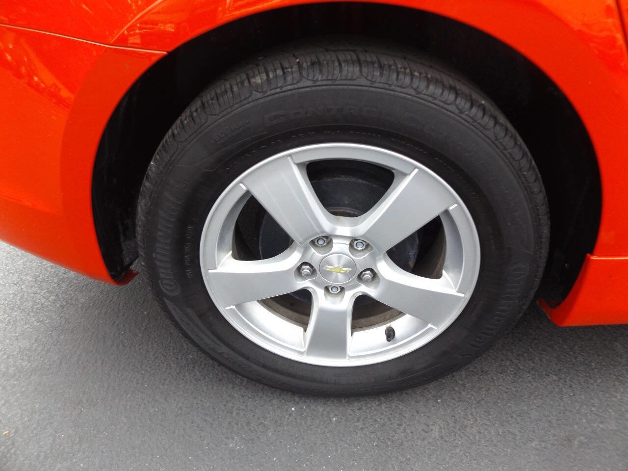 Used 2016 Chevrolet Cruze LT w/ Sun And Sound Package image 31