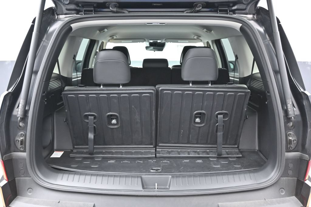 Used 2025 Hyundai Santa Fe SEL FWD image 28