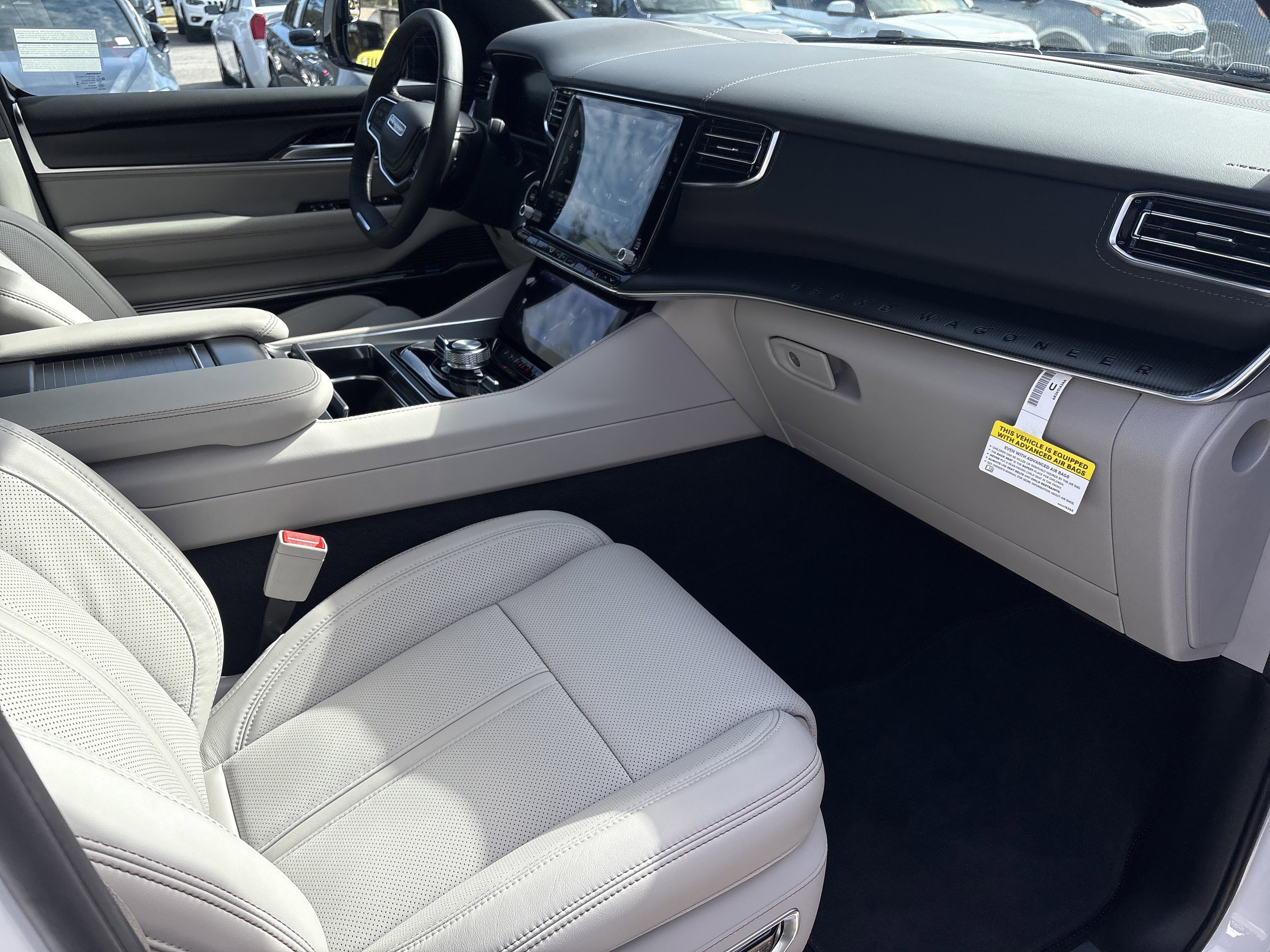 New 2026 Jeep Grand Wagoneer Summit image 14