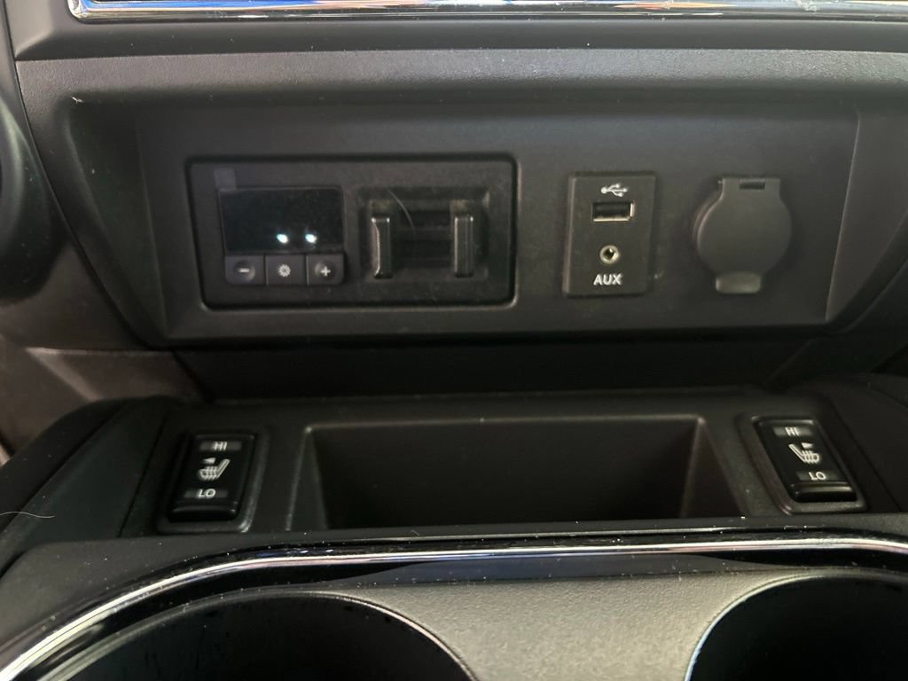 Used 2018 Nissan Titan SV w/ SV Convenience Package AWD/4WD image 55