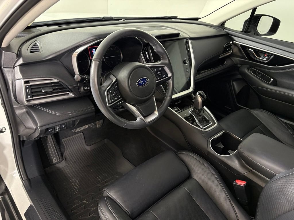 Used 2023 Subaru Outback Touring AWD/4WD image 17
