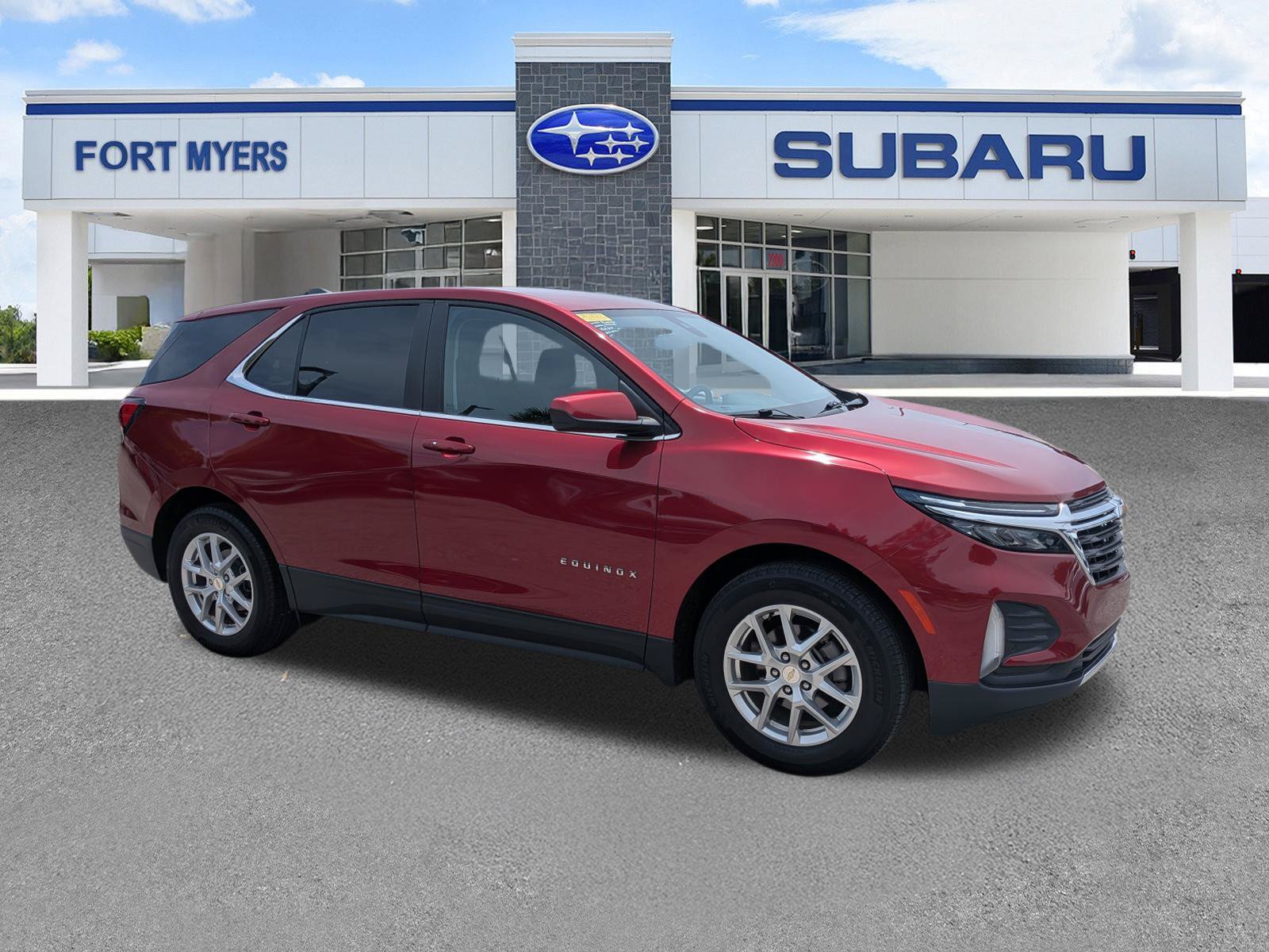 Used 2024 Chevrolet Equinox LT FWD image 2