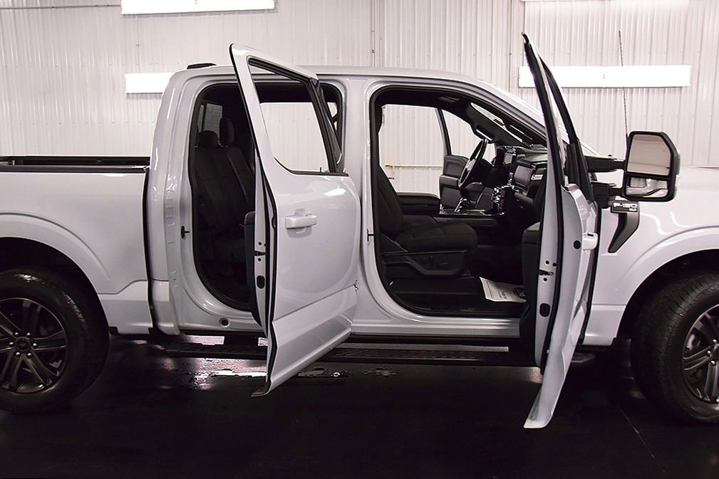 Used 2022 Ford F150 XLT w/ Equipment Group 302A High AWD/4WD image 34